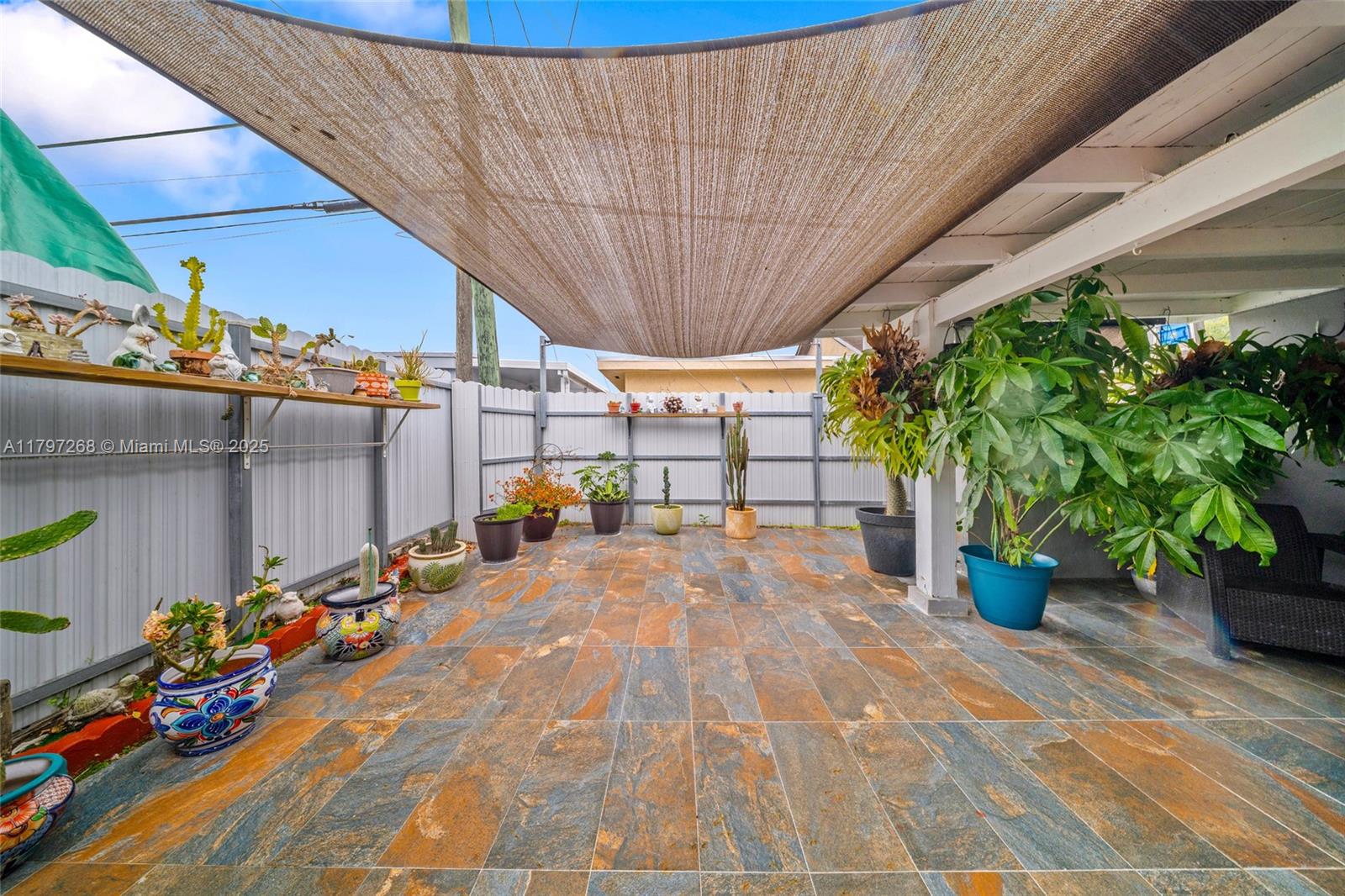 890 W 36th St, Hialeah, Florida image 24