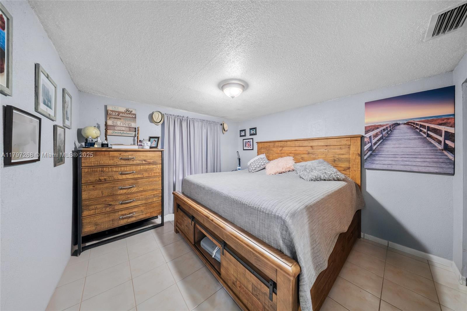 890 W 36th St, Hialeah, Florida image 29