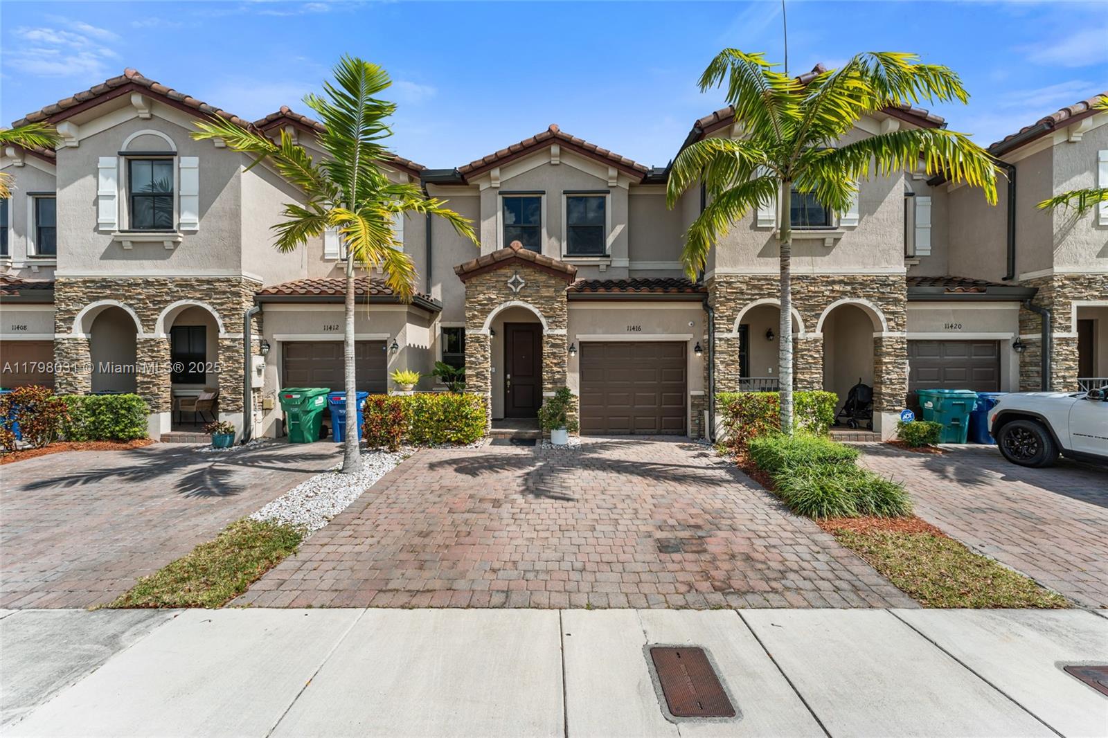 Property photo # 0