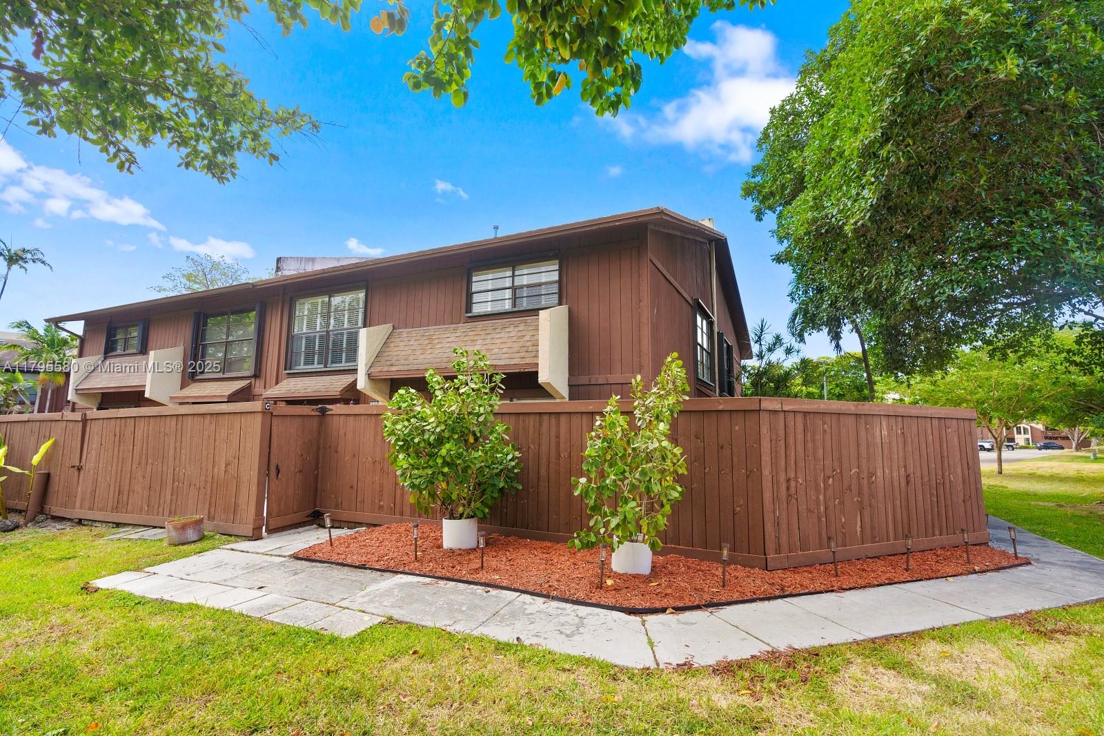 6537 SW 116th Pl #C For Sale A11795580, FL