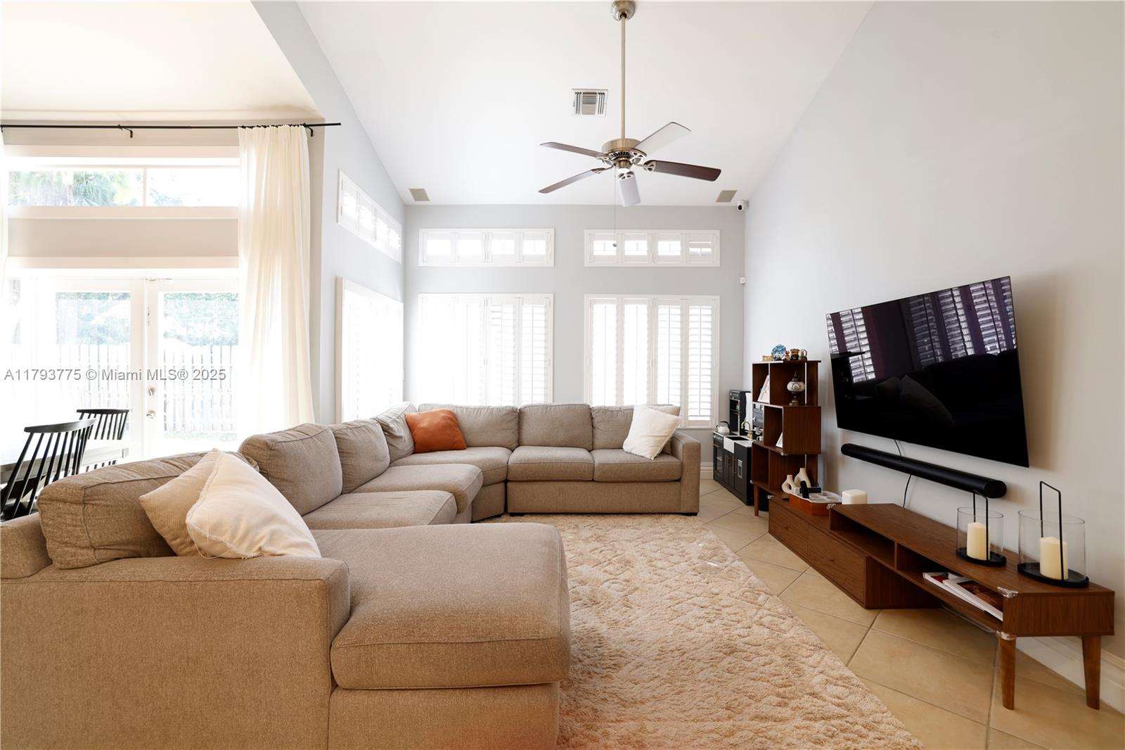 10181 NW 4th St, Plantation, Florida image 1