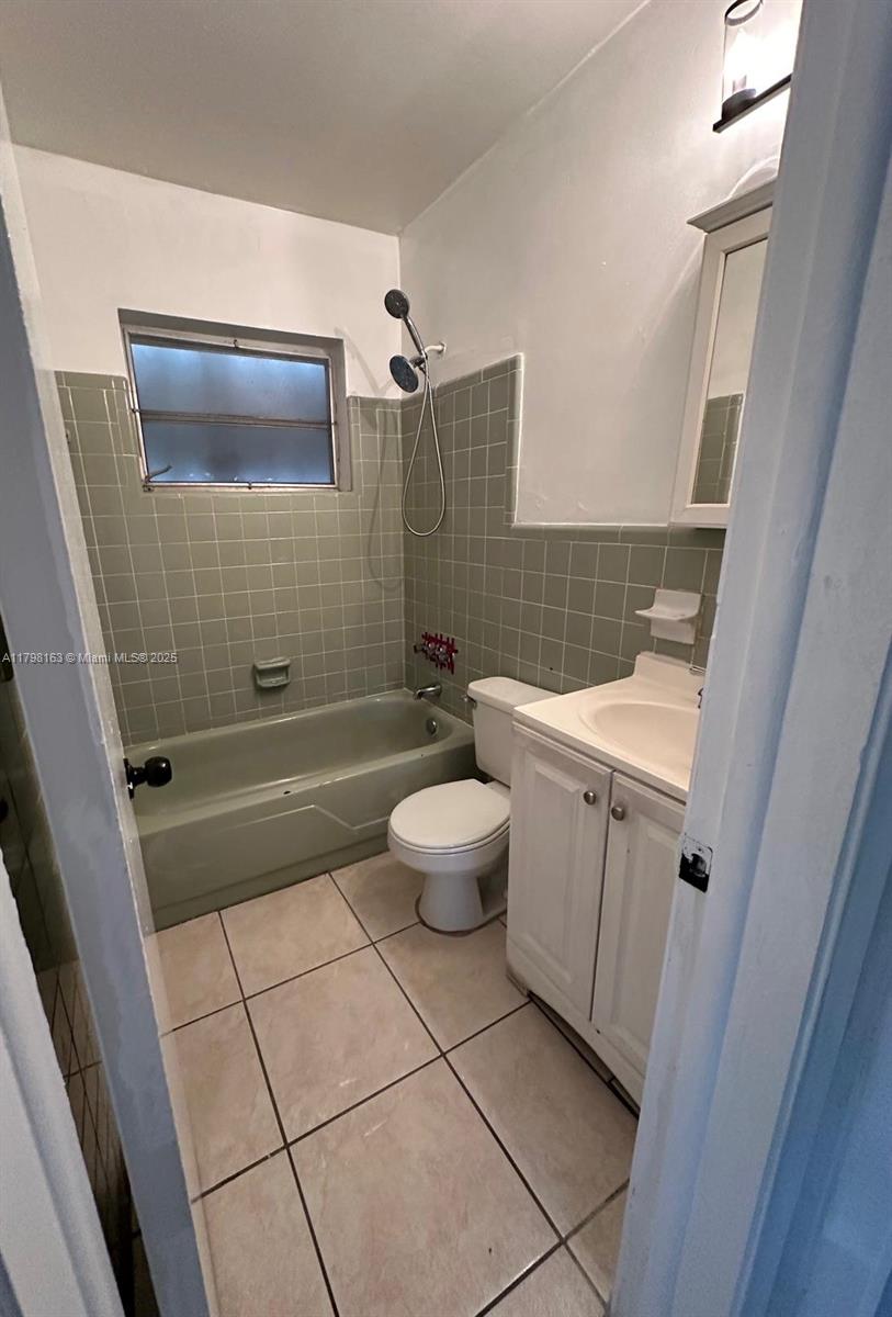Property photo # 6