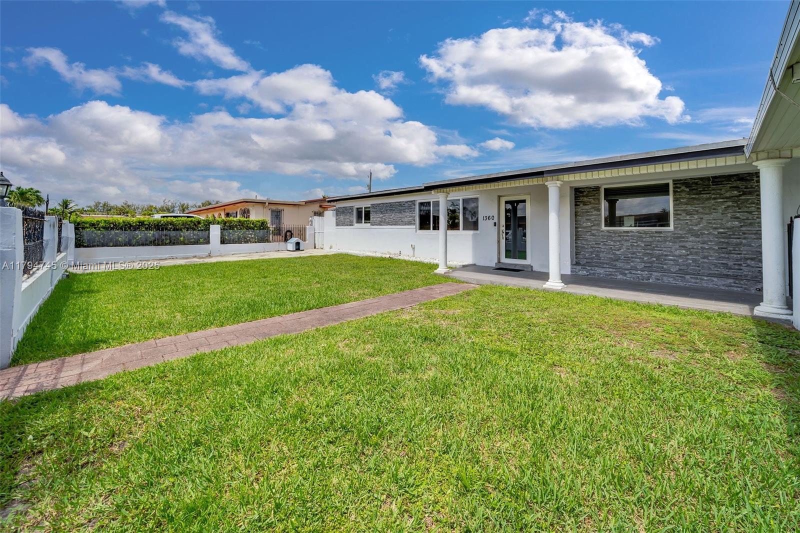 1360 W 4th Ln, Hialeah, Florida image 1