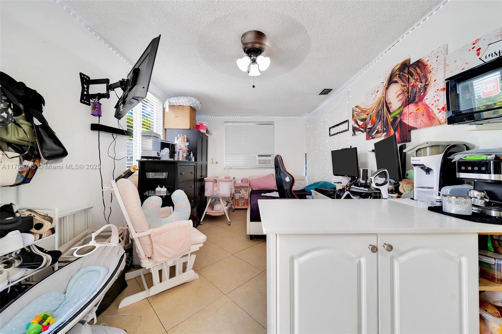 1360 W 4th Ln, Hialeah, Florida image 26