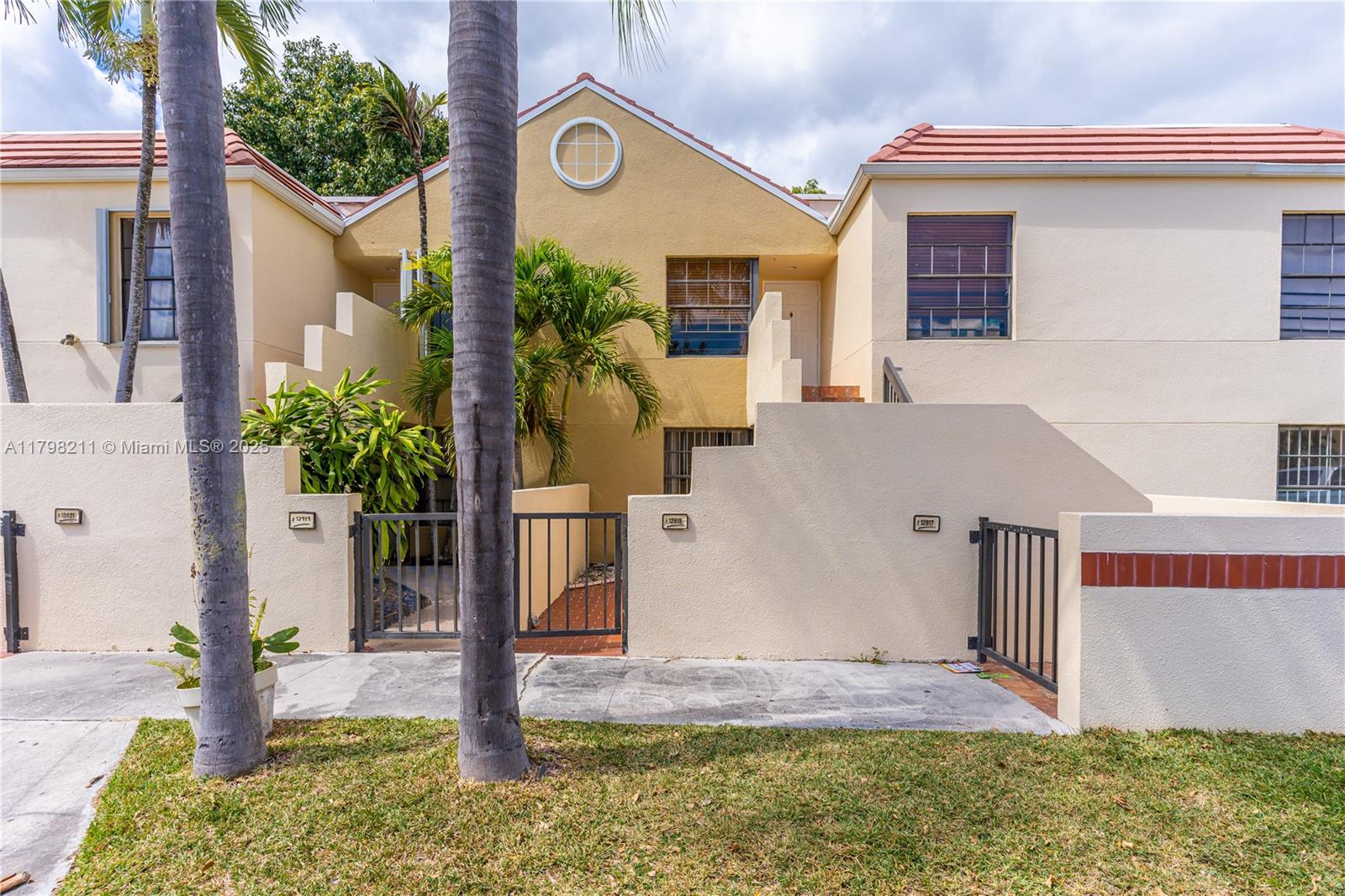Property photo # 0