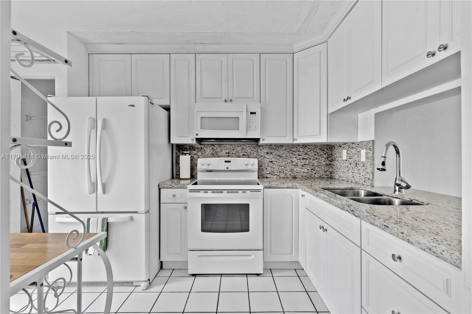 Property photo # 3
