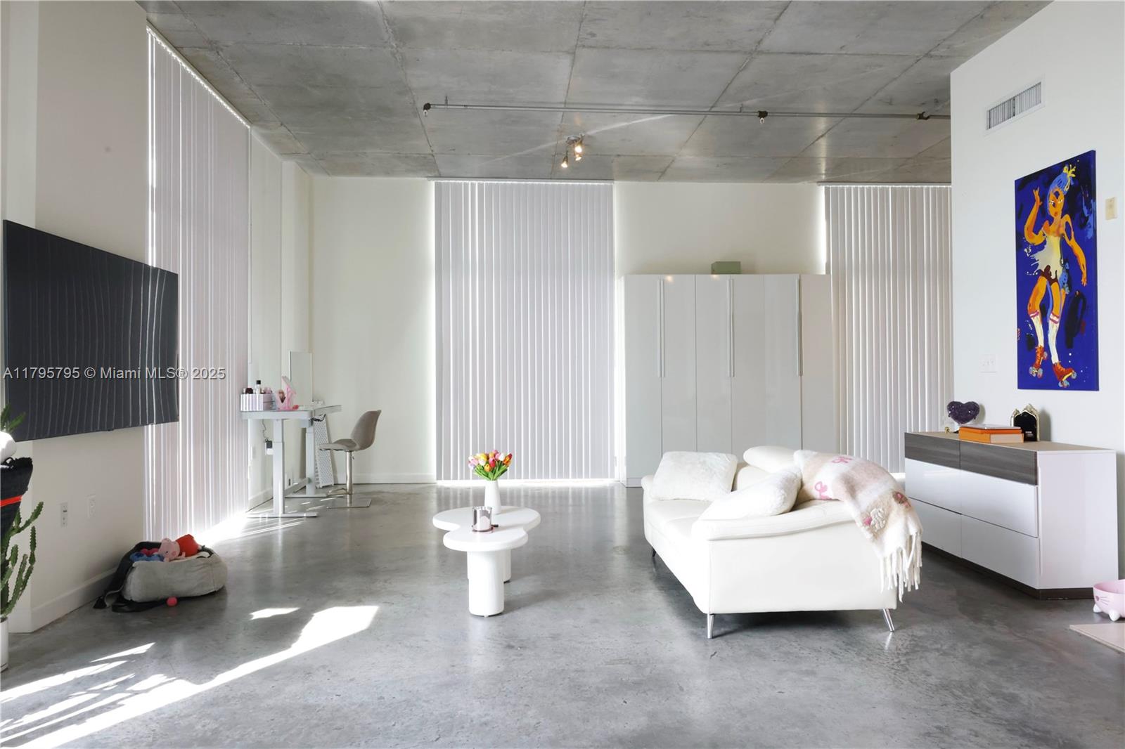 Property photo # 4