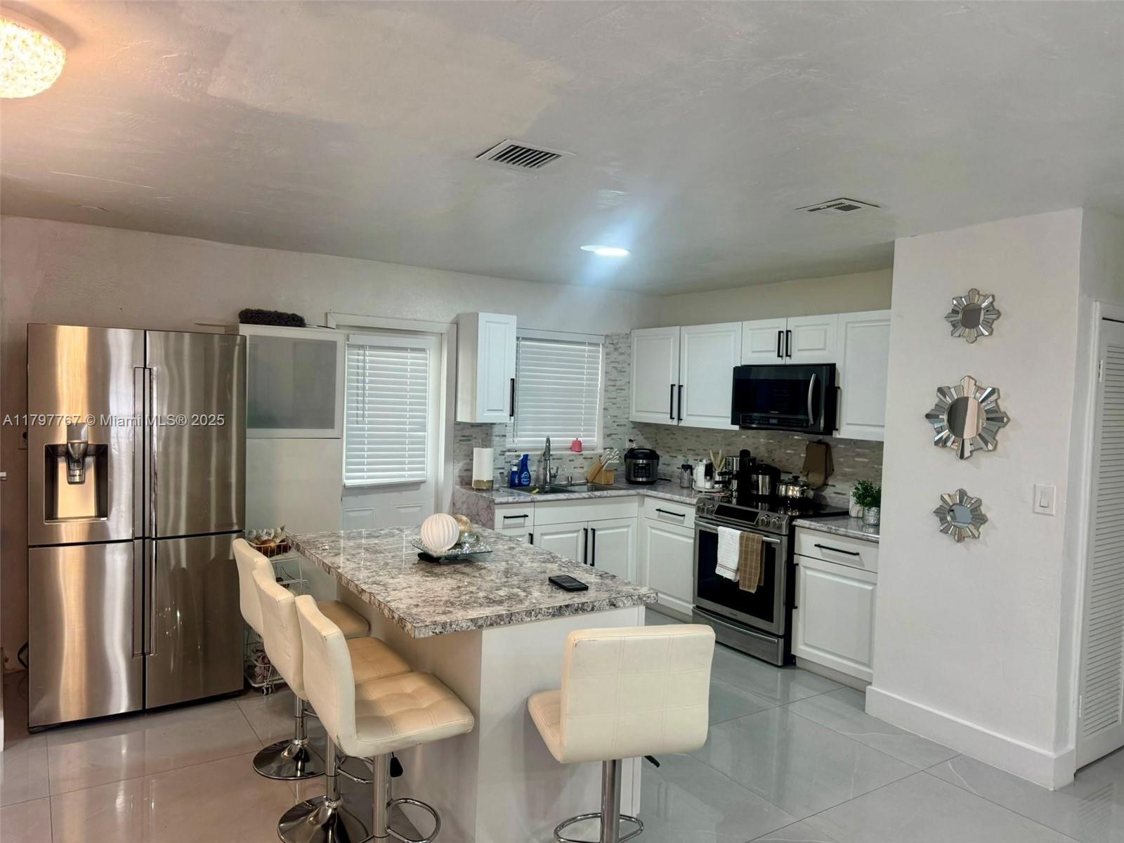 Property photo # 9