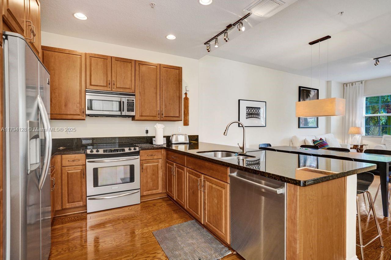 Property photo # 8