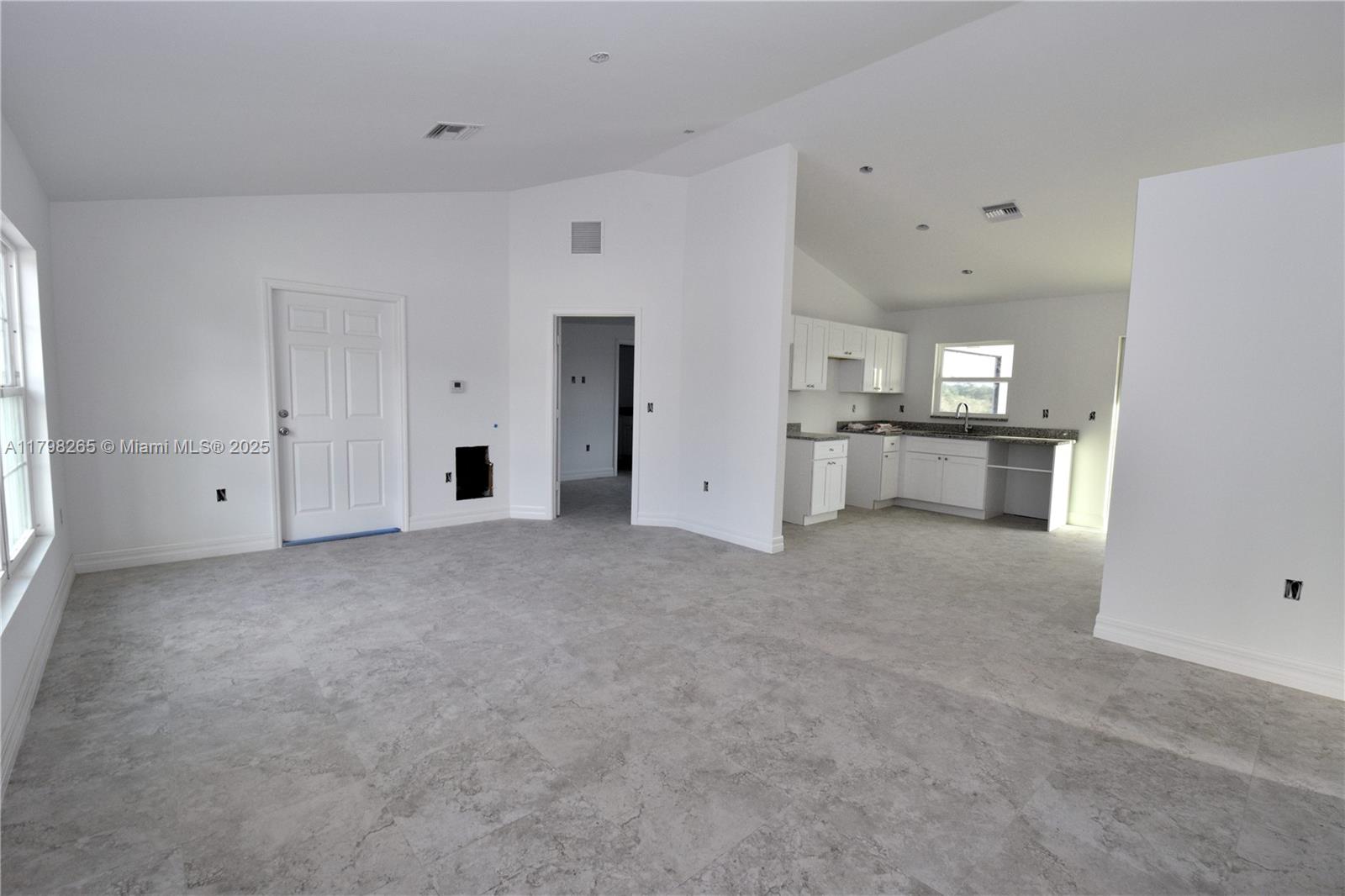 4463 60th Ave Ne, Naples, Florida image 6