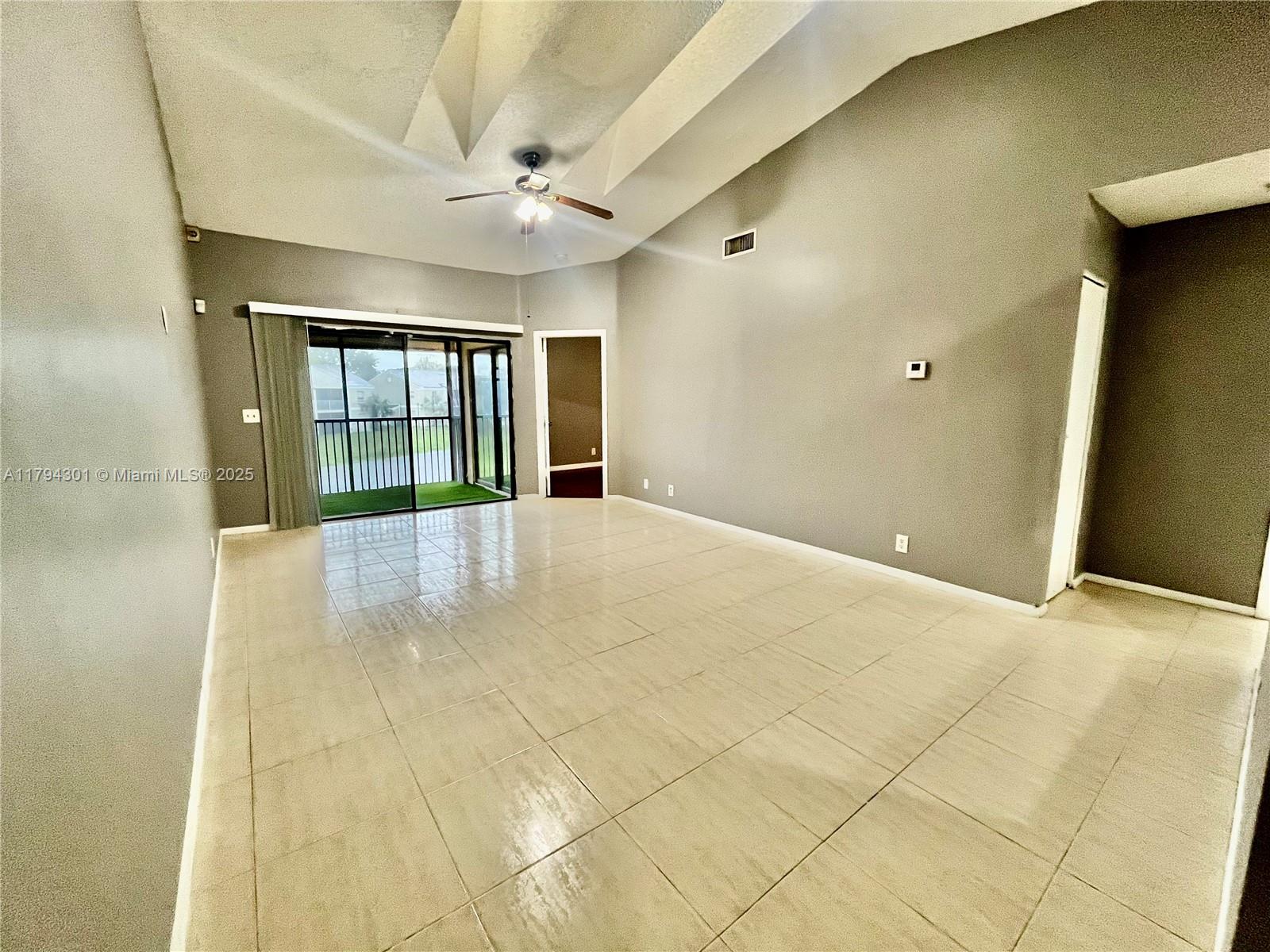 2511 NW 56th Ave #12-25, Lauderhill, Florida image 2
