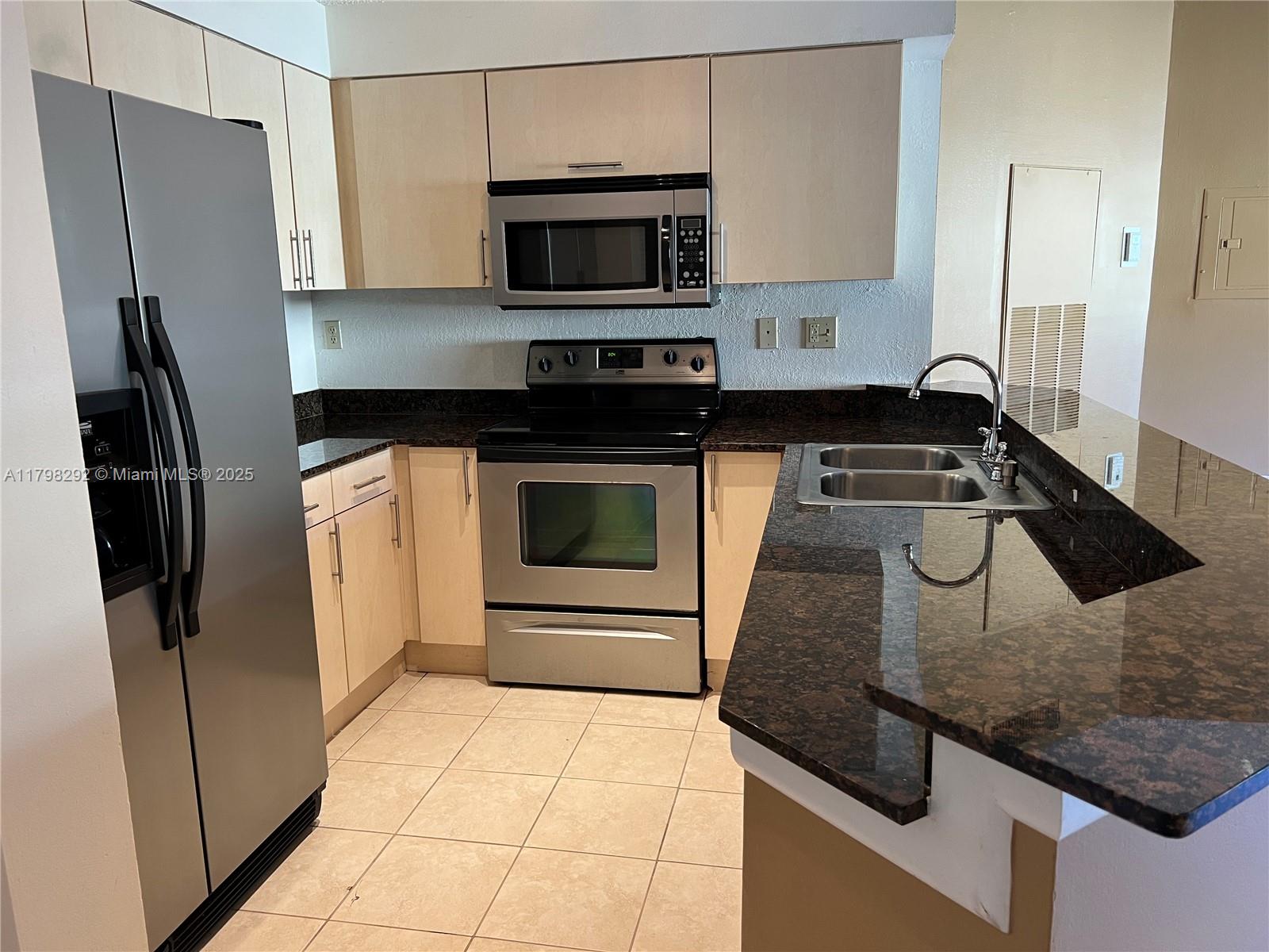 Property photo # 0