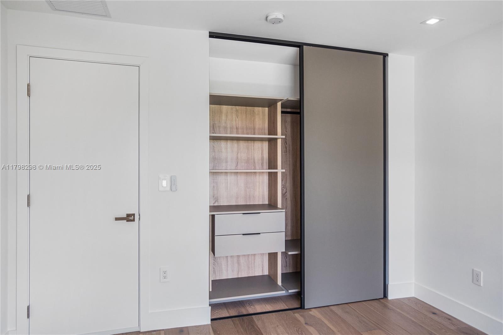 Listing Photo 18