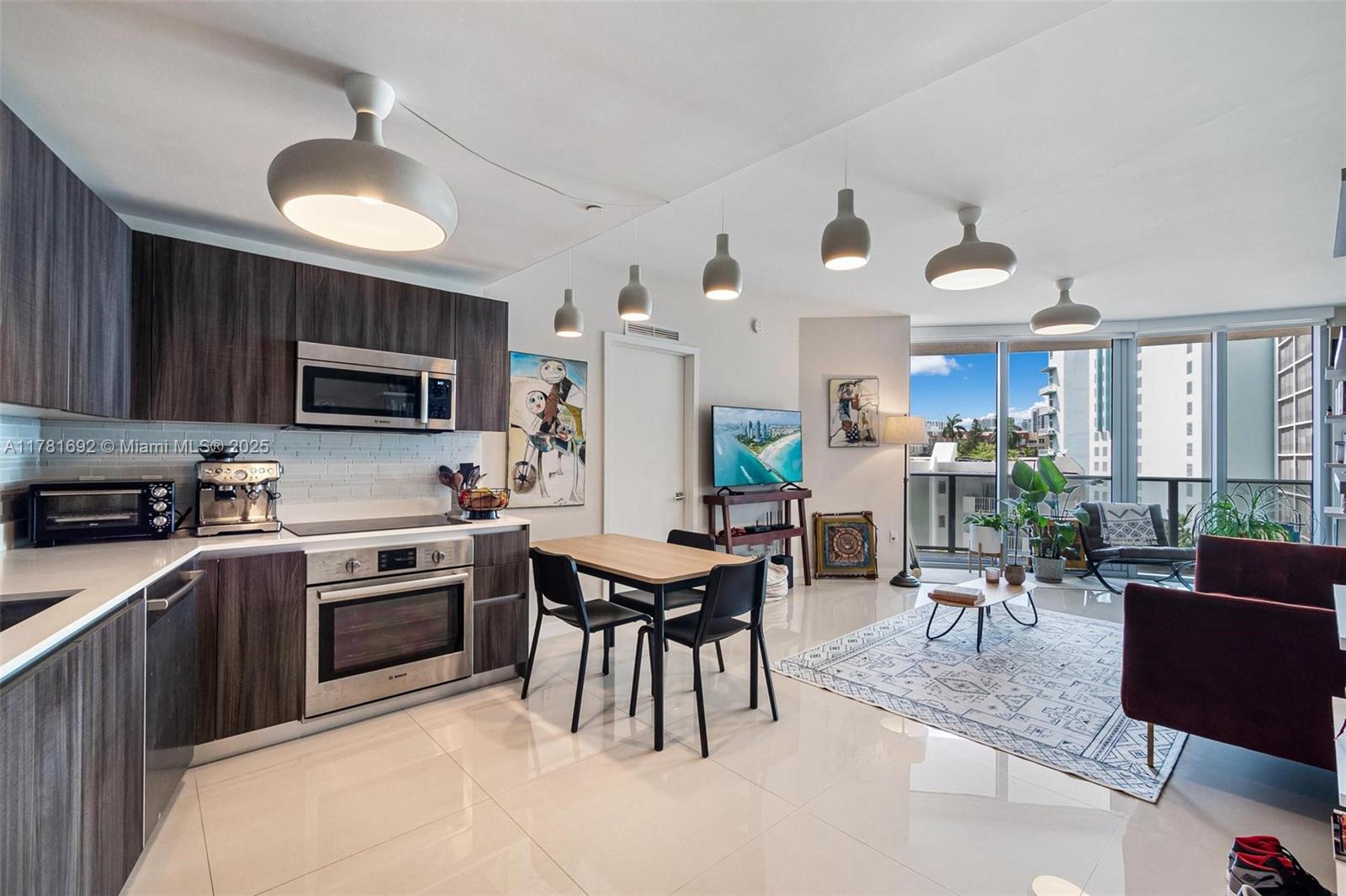 Condo for Rent in Miami, FL