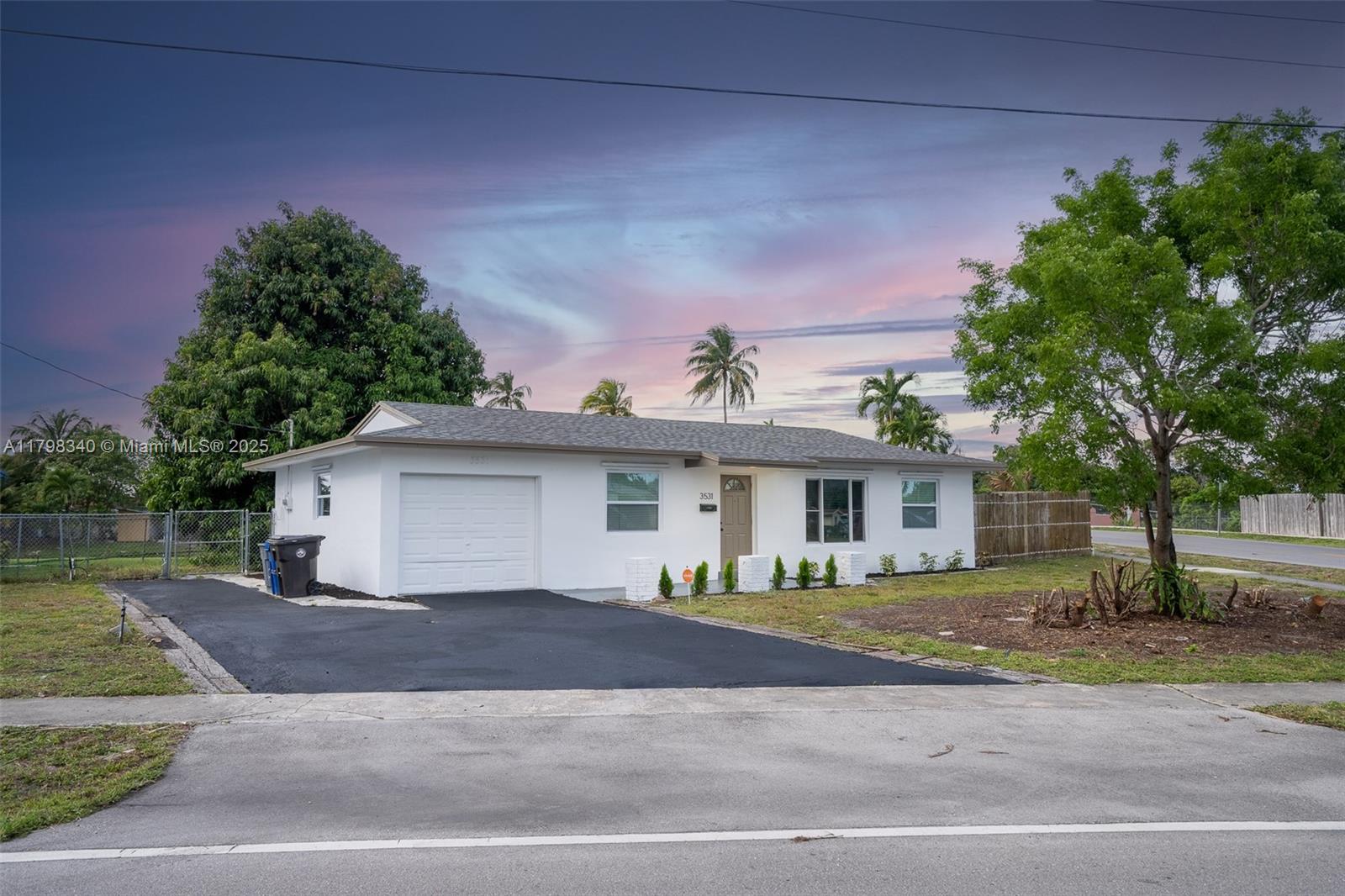 3531 26th St, Lauderdale Lakes, Florida 33311