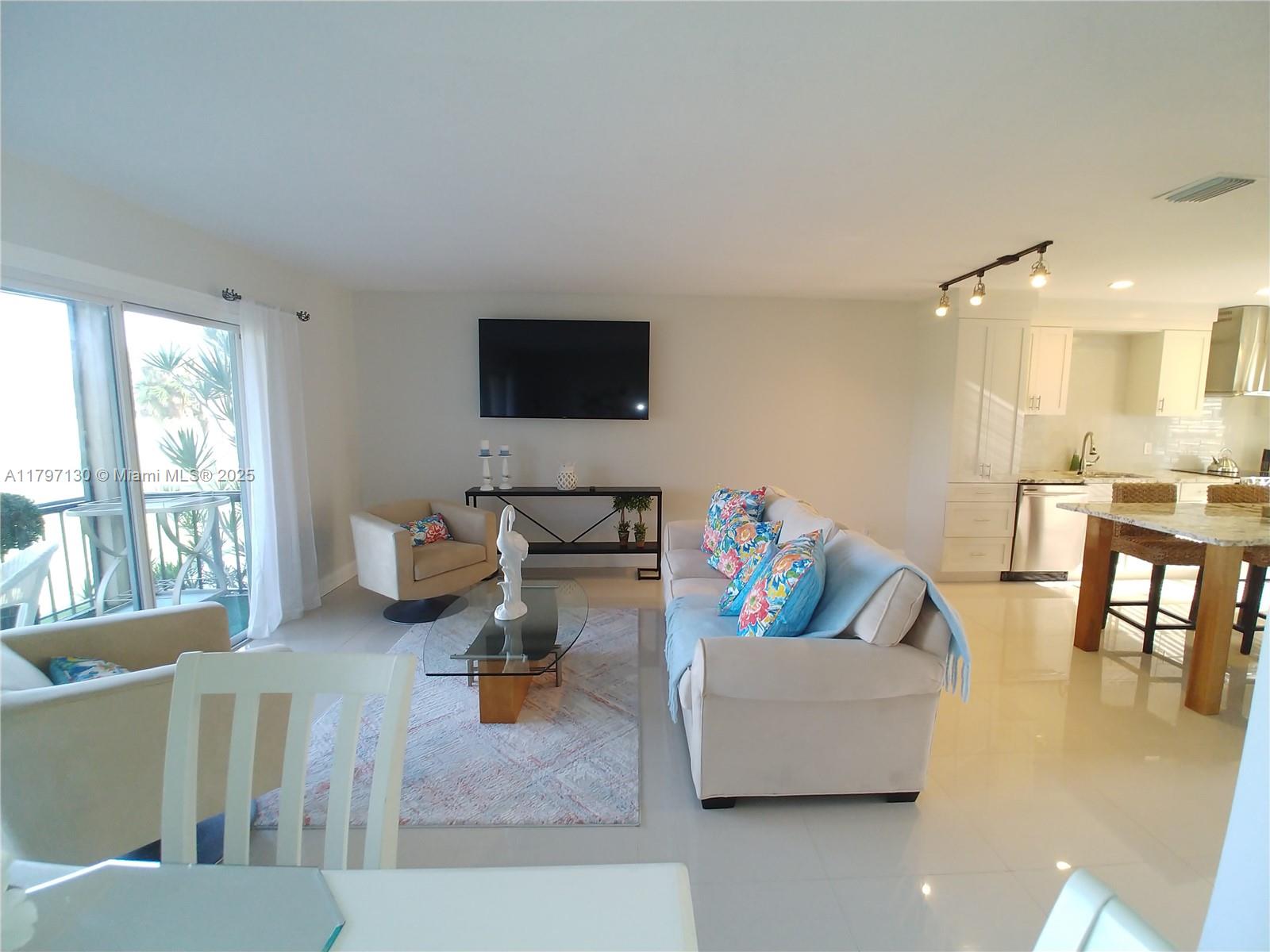 Property photo # 2
