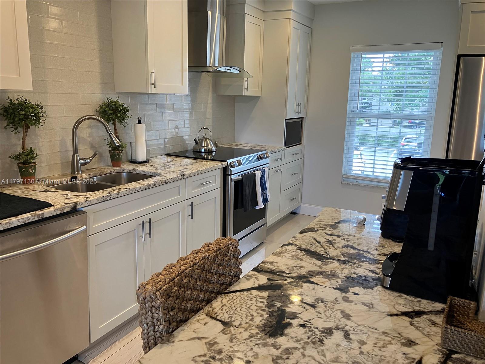 Property photo # 4