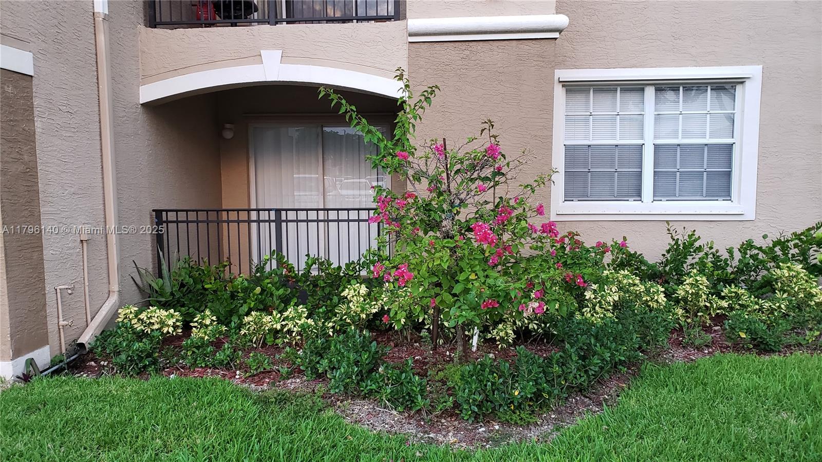 Property photo # 0