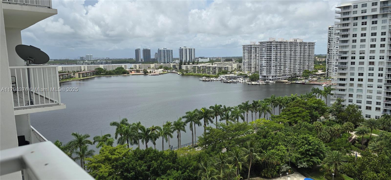 2851 NE 183rd St #1406E, Aventura, Florida image 10