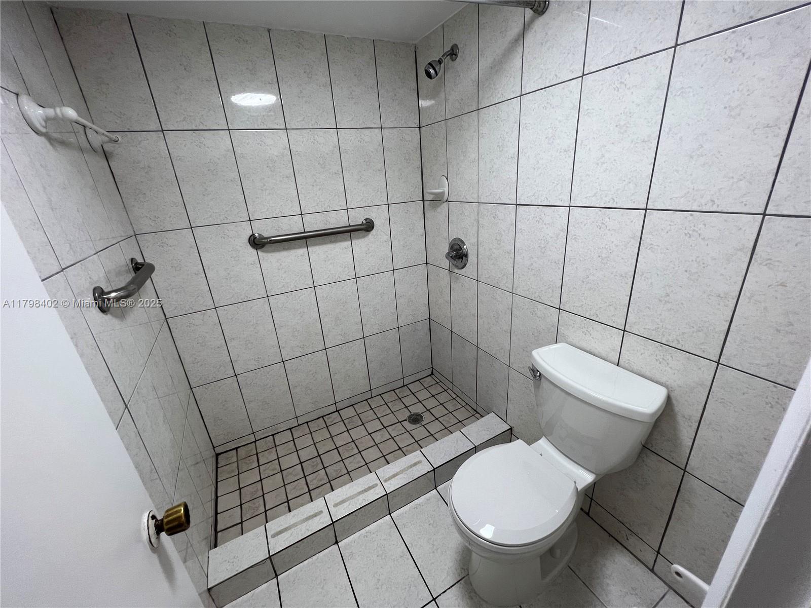 Property photo # 7