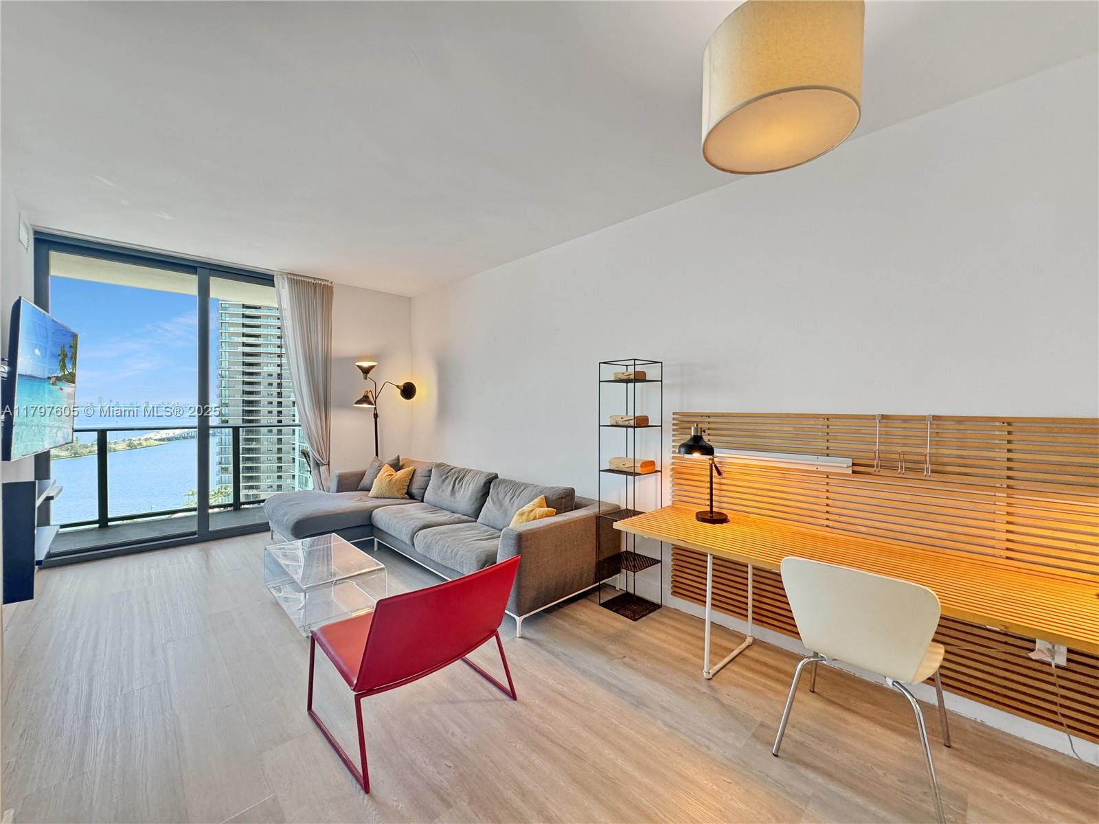 Property photo # 0