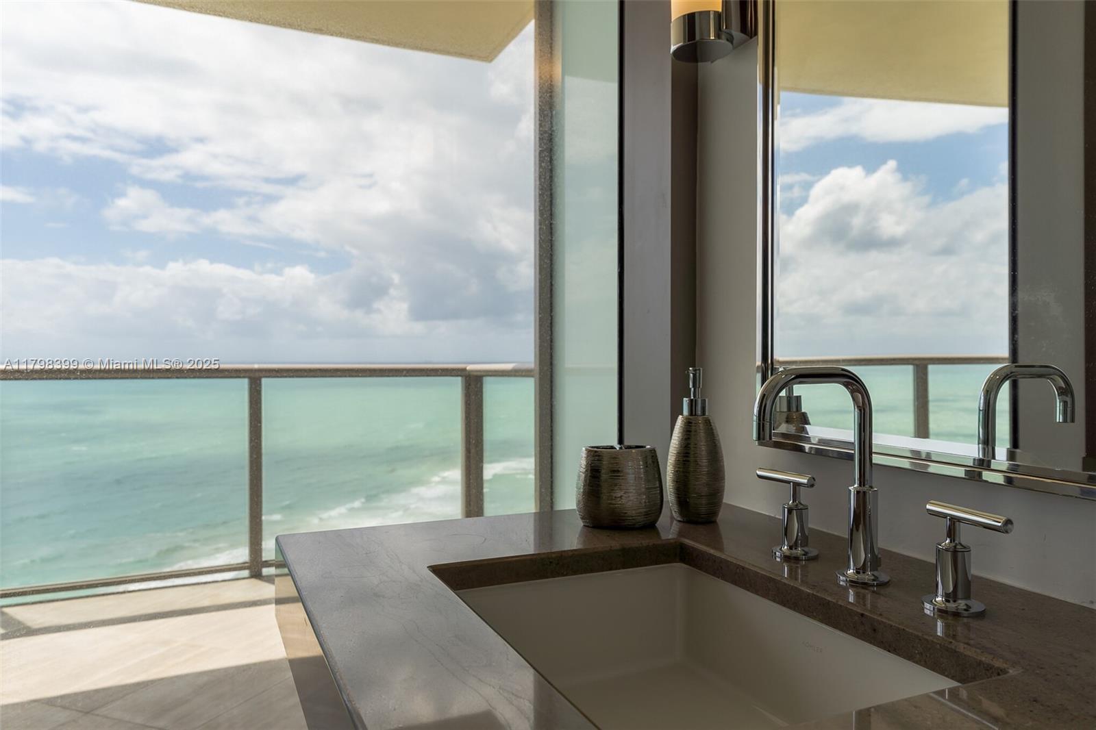 9703 Collins Ave #2100, Bal Harbour, Florida image 23