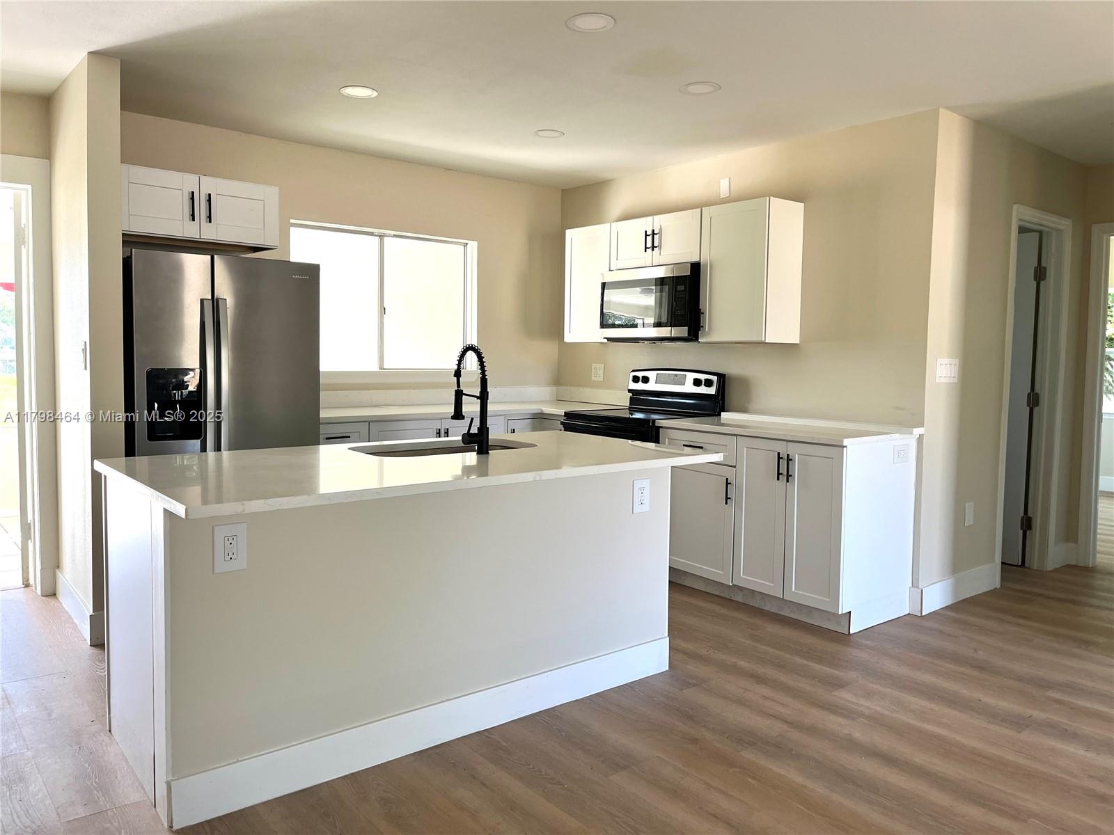 1300 Waite Dr., Fort Myers, Florida image 2