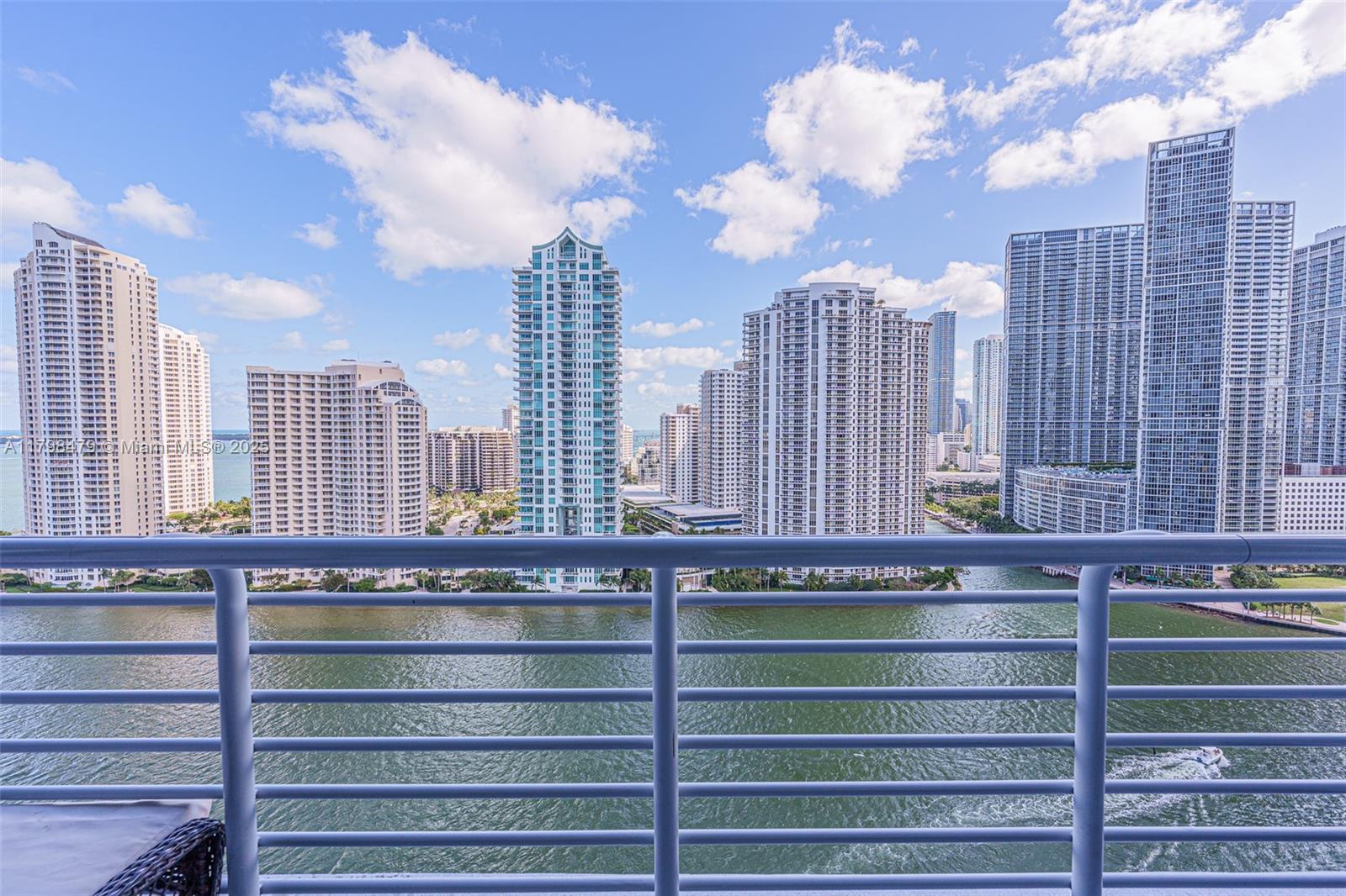 325 BISCAYNE BL #2419, Miami FL 33131