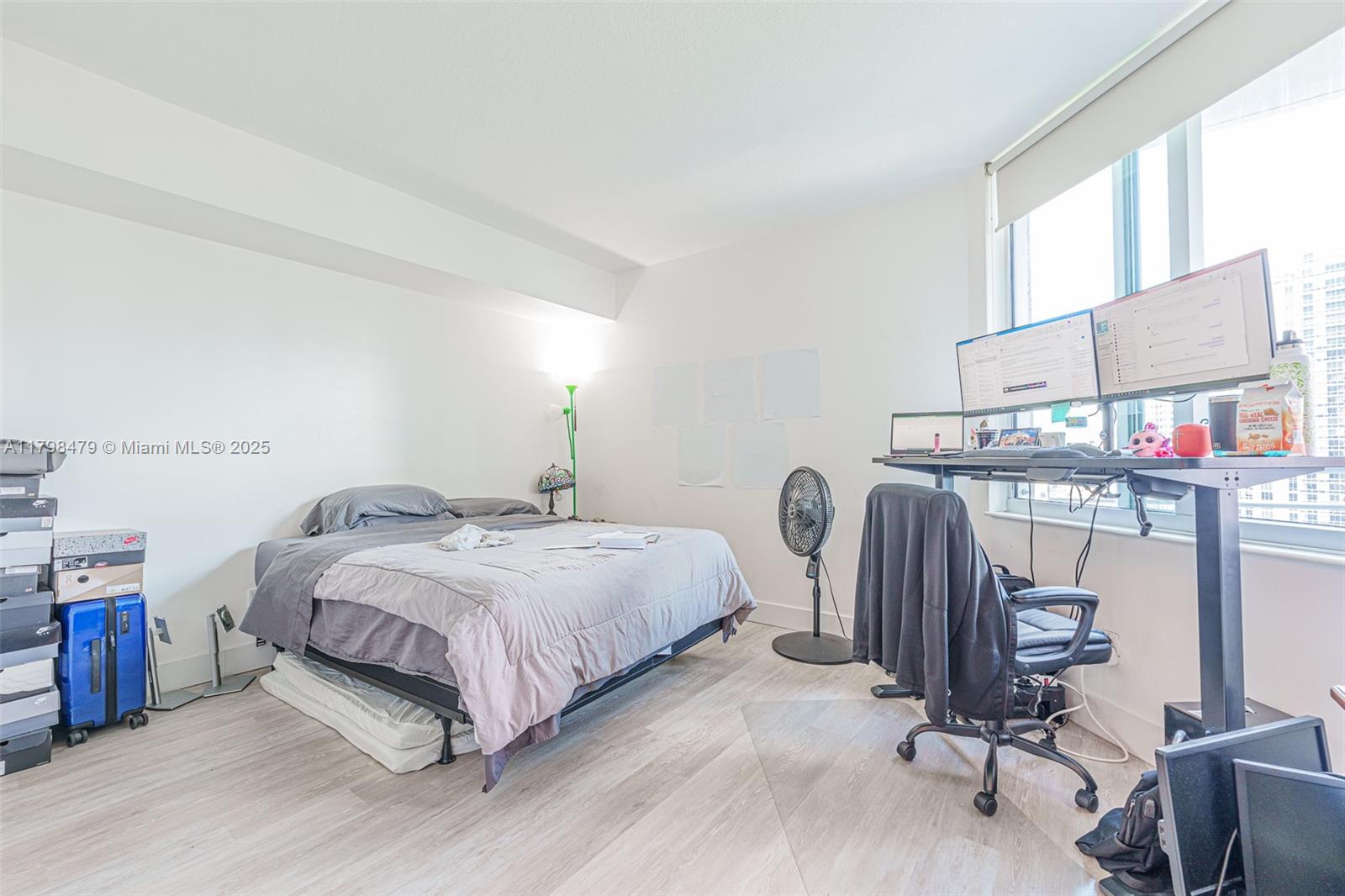 325 BISCAYNE BL #2419, Miami FL 33131