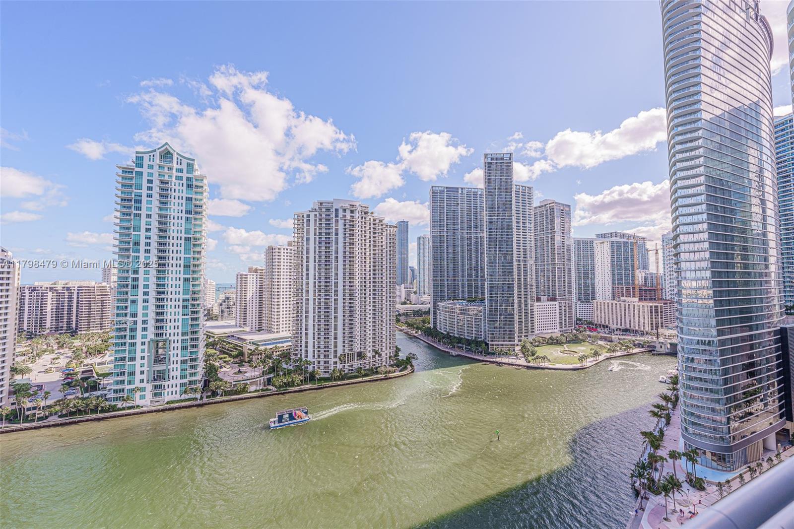 325 BISCAYNE BL #2419, Miami FL 33131