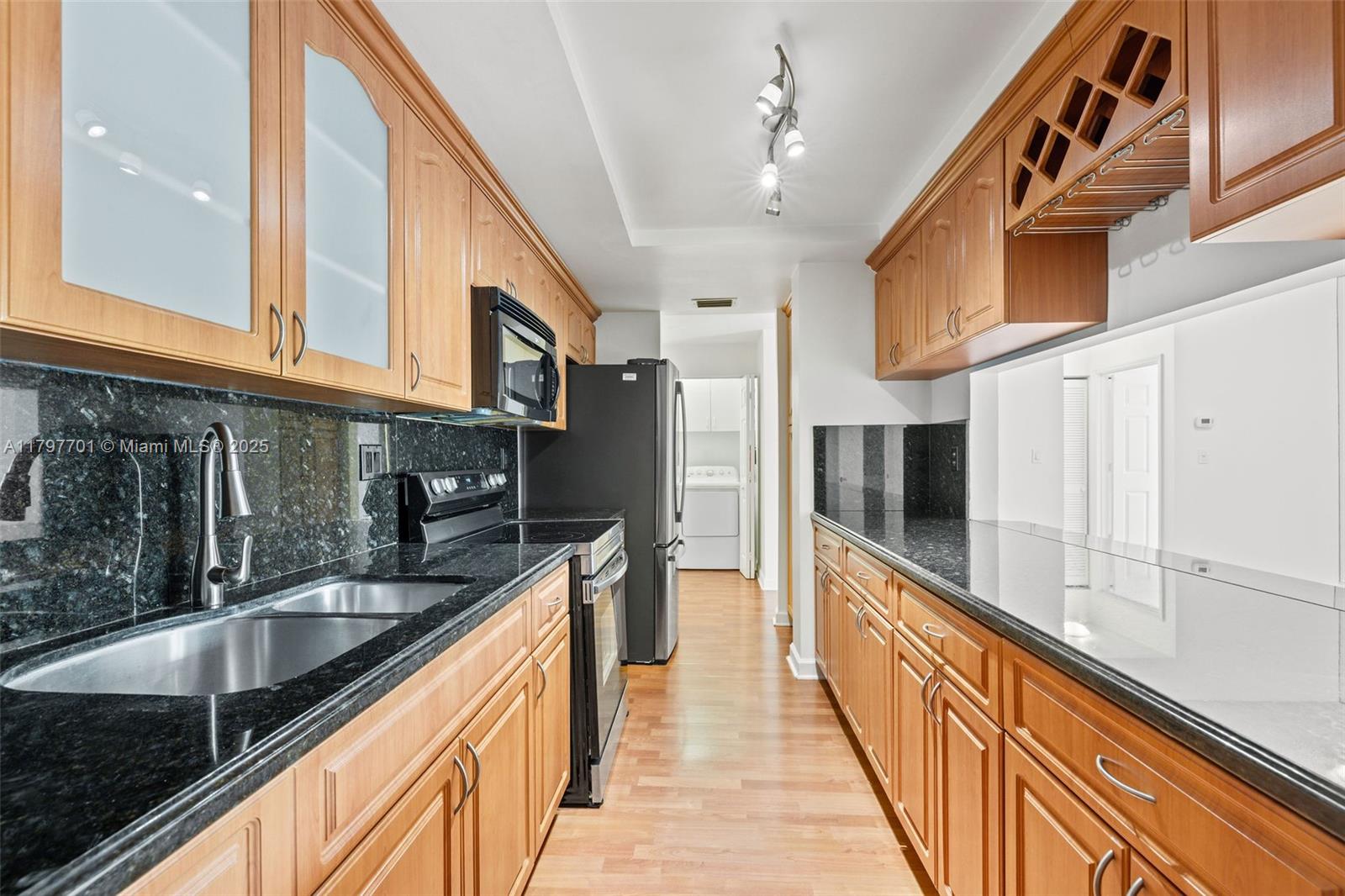 Property photo # 8
