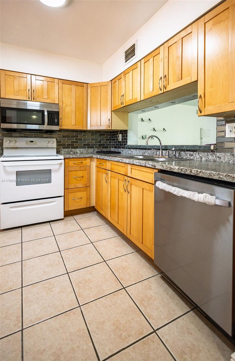 Property photo # 3