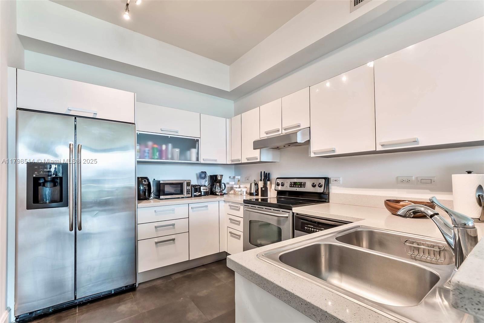 Property photo # 3