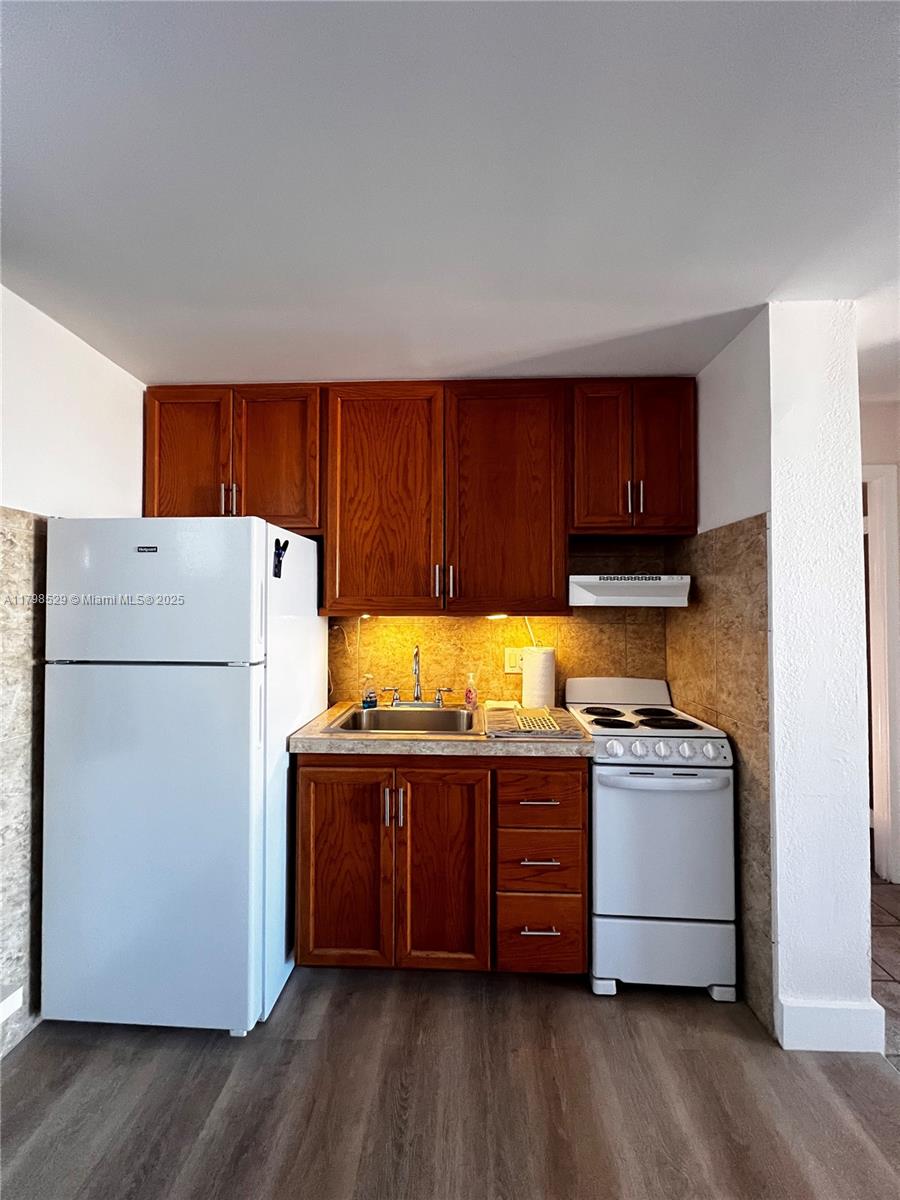 Property photo # 4