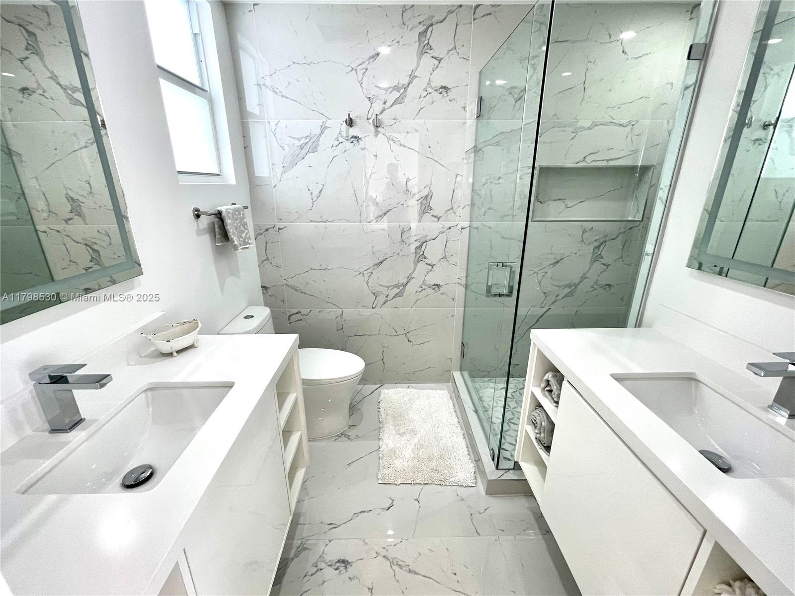 2424 Tortugas Ln, Fort Lauderdale, Florida image 30
