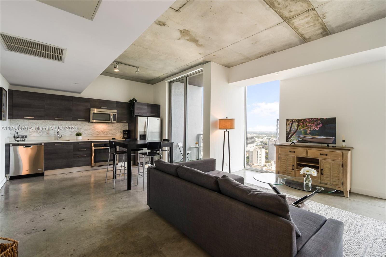 Property photo # 2
