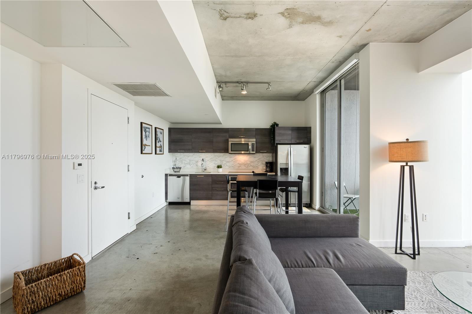 Property photo # 6