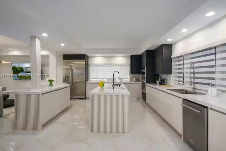 2827 S Indian River Dr, Fort Pierce, Florida image 11