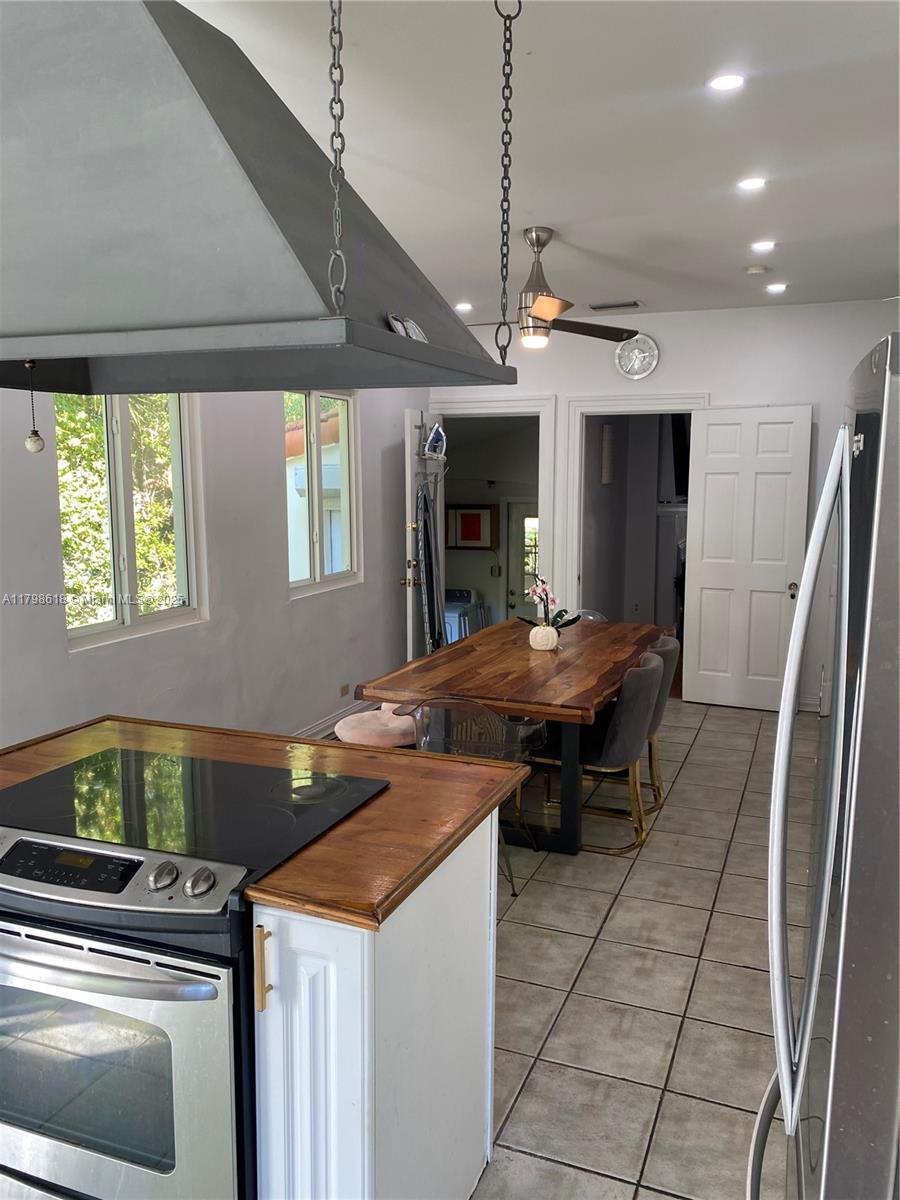 Property photo # 6