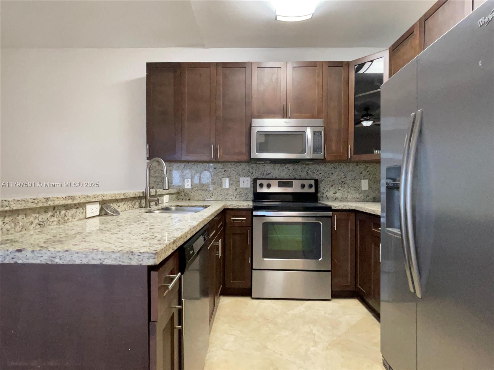 6992 SW 148th Ln, Davie, Florida image 3