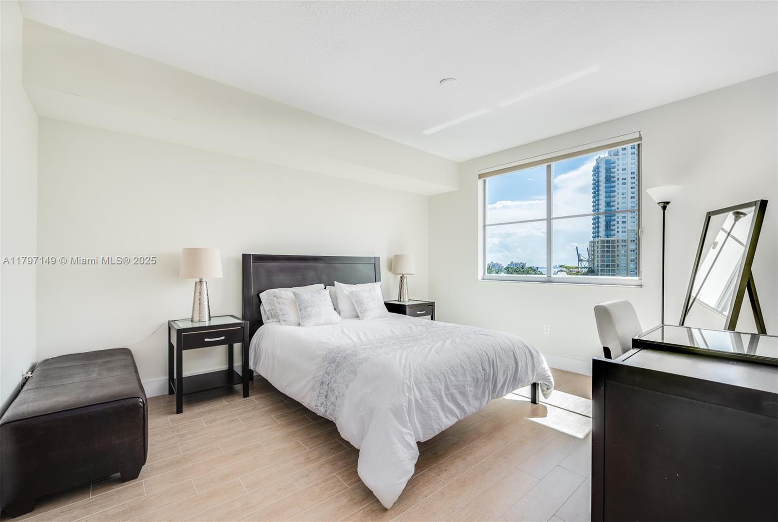 Property photo # 6