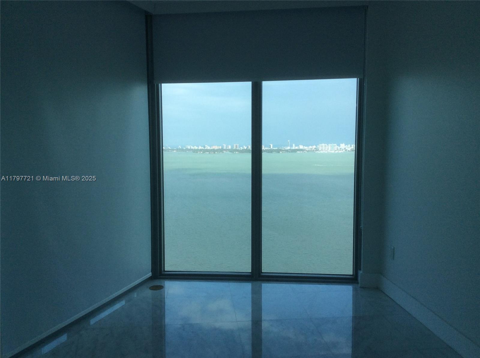 2900 NE 7 st #3006, Miami FL 33137