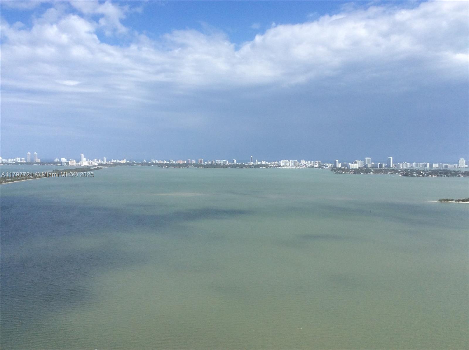 2900 NE 7 st #3006, Miami FL 33137