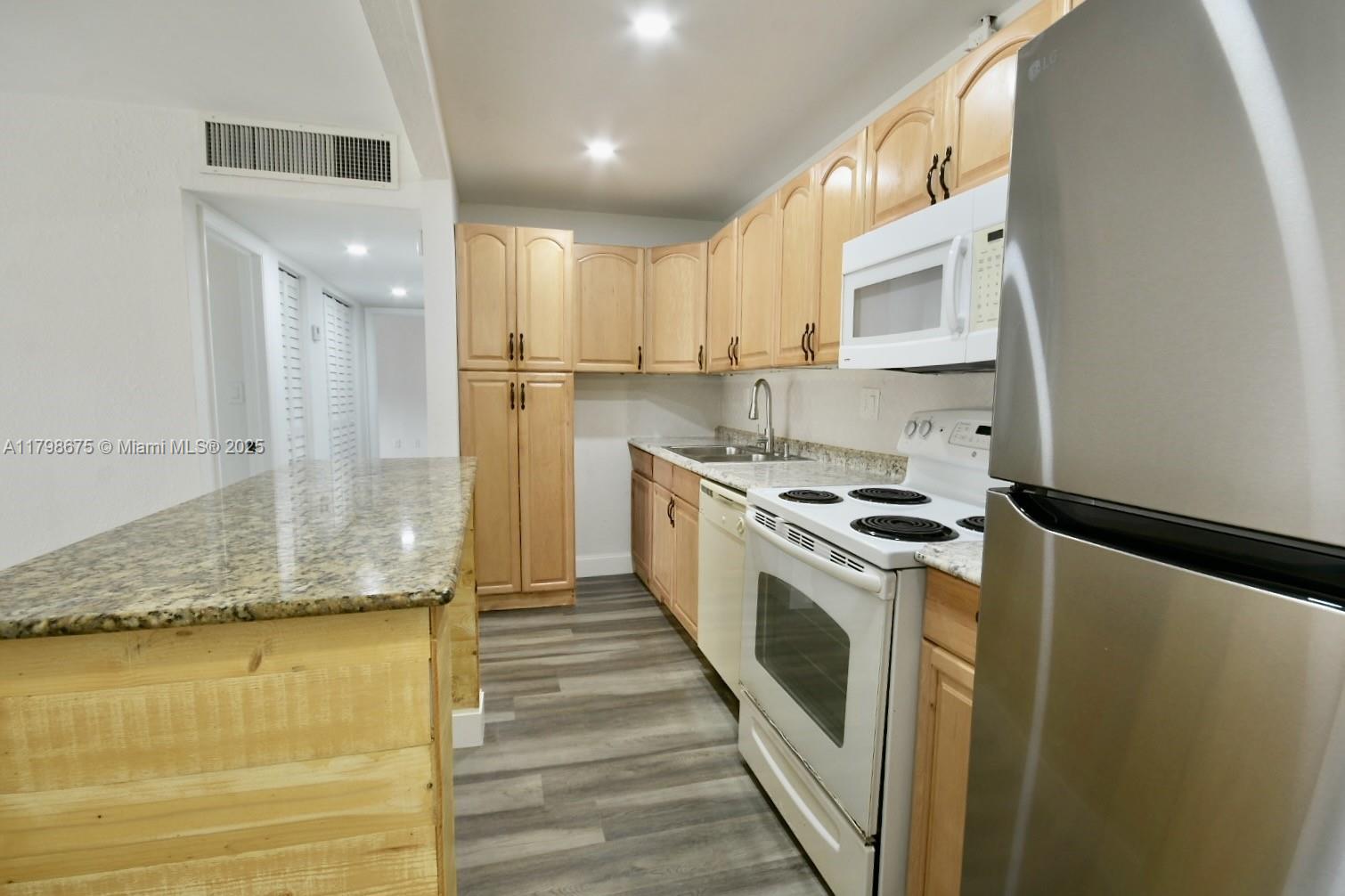Property photo # 2