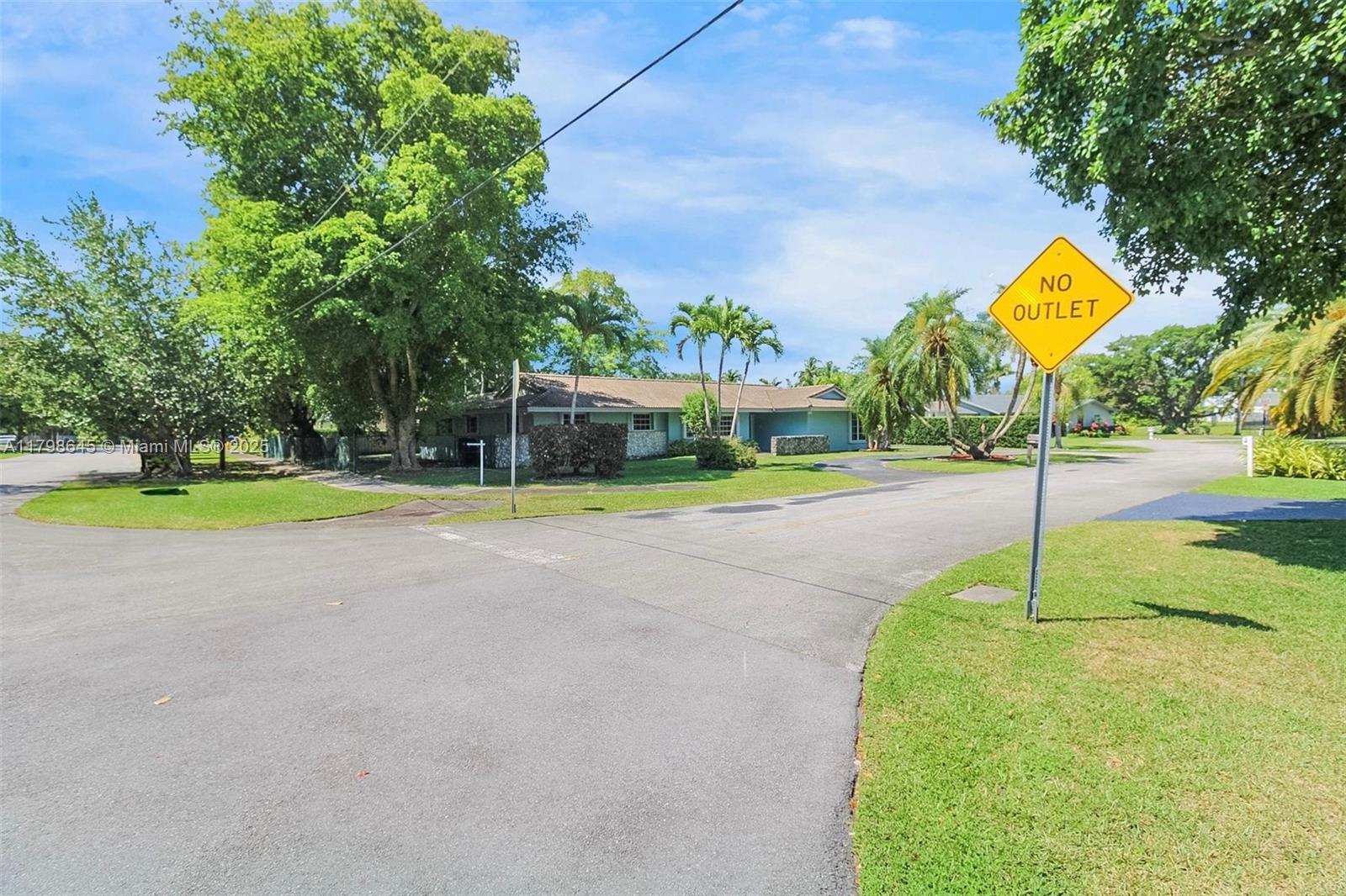 7700 SW 168th Ter, Palmetto Bay, Florida image 30