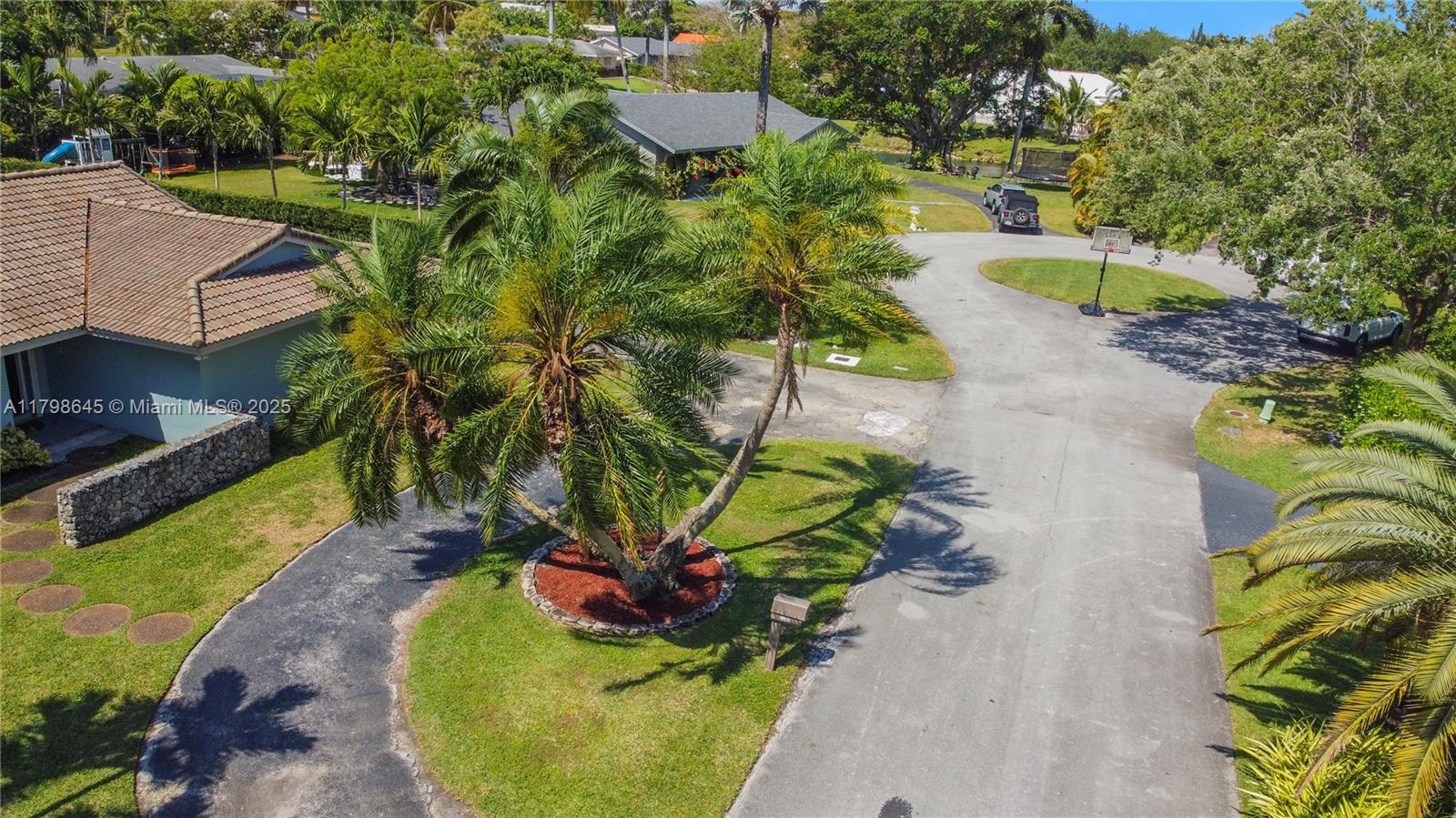 7700 SW 168th Ter, Palmetto Bay, Florida image 31
