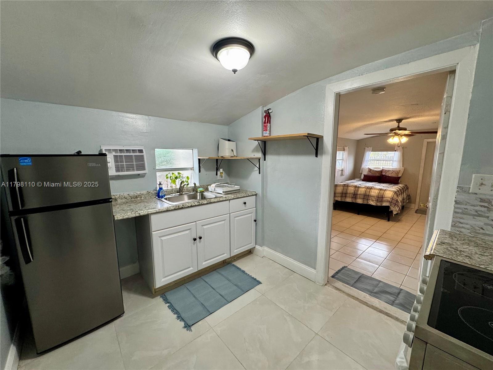 Property photo # 4