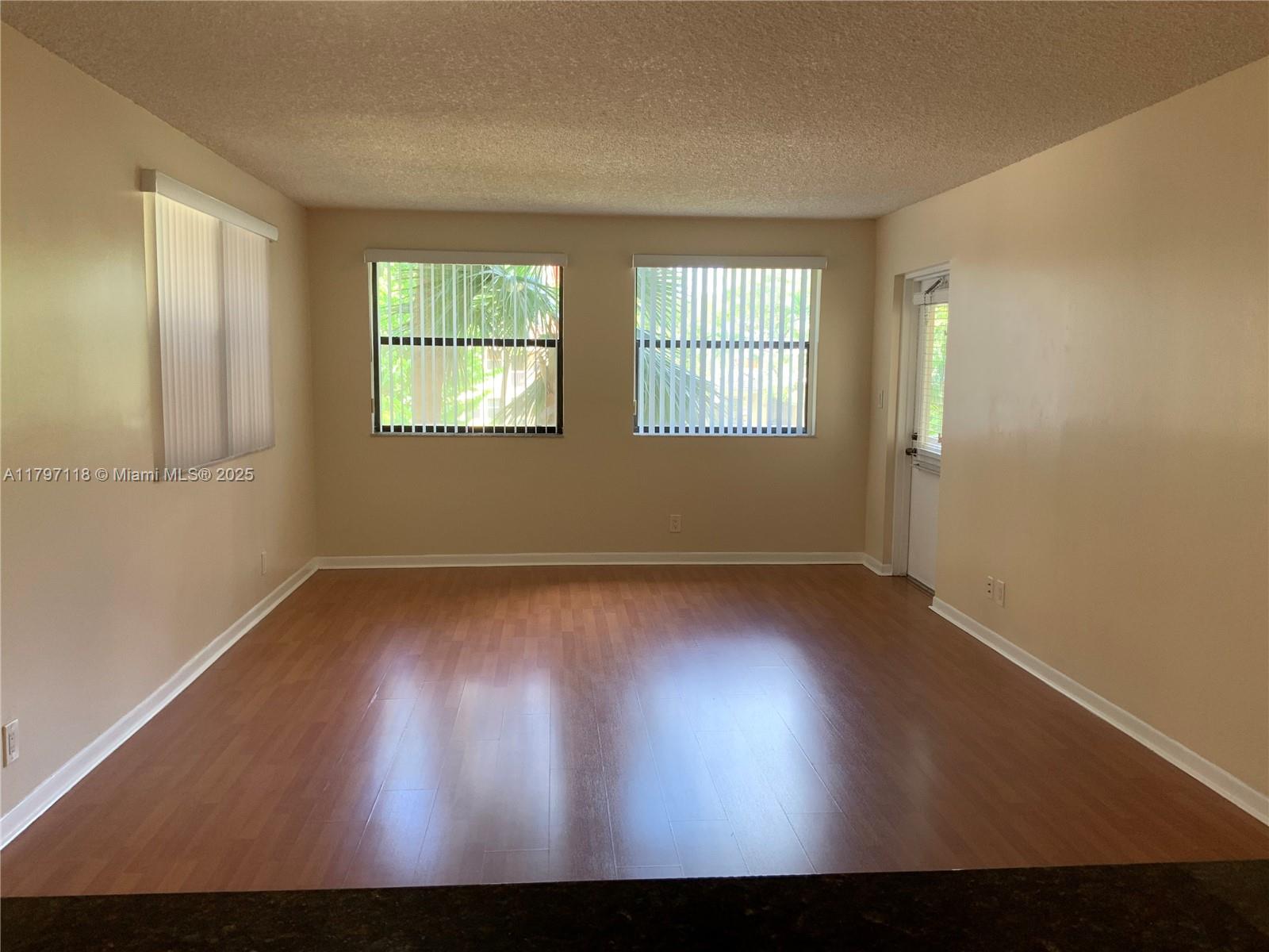 8180 Geneva Ct #224, Doral, Florida image 5