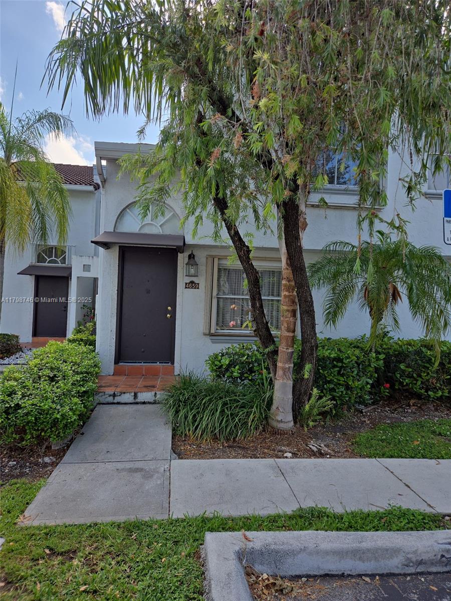 Property photo # 0