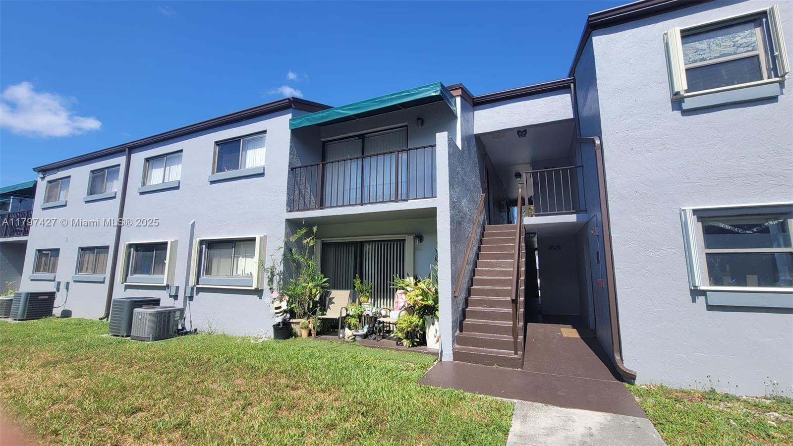 Property photo # 0